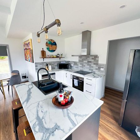 Luxury Holiday Unit 8Min Walk To Town Center With Boat Parking 말라쿠타 외부 사진